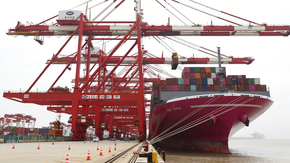 الجمارك الصينية: حجم التجارة بين الصين والولايات المتحدة ارتفع بنسبة 10,9% في العام الجاري