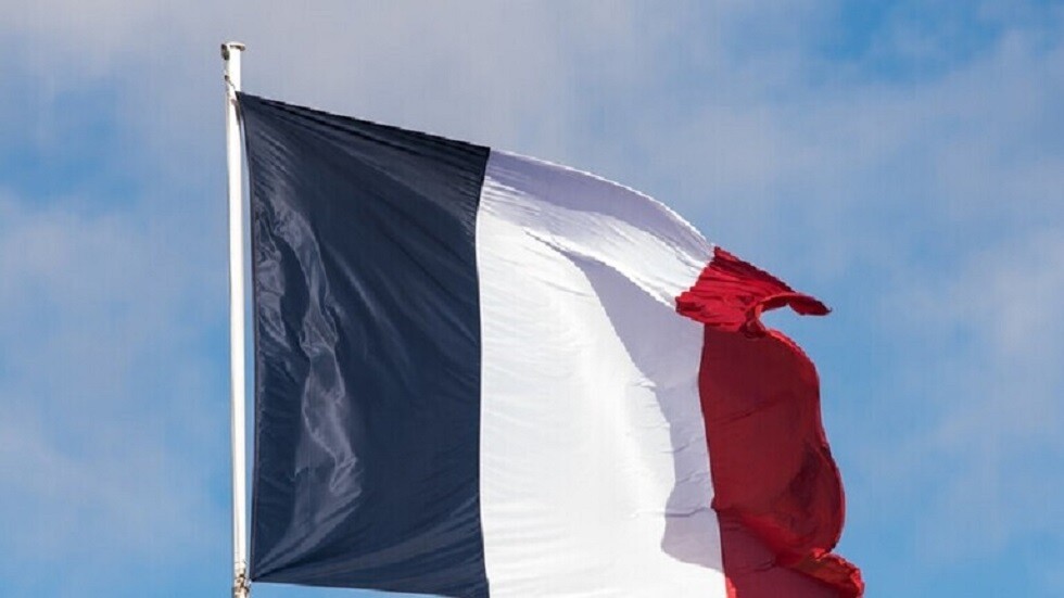 فرنسا.. مطالب بتوخي الشفافية خلال توريد الأسلحة إلى أوكرانيا