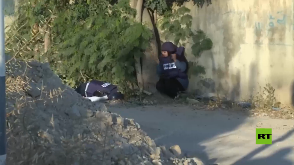 لقطات توثق إطلاق نار أودى بحياة مراسلة قناة 