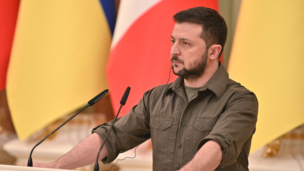 زيلينسكي: 37 سفارة أجنبية استأنفت العمل في كييف