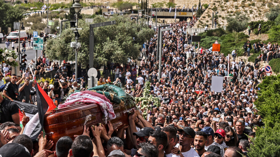 إدانات عالمية وانتقادات حادة لتصرفات الجيش الإسرائيلي الوحشية خلال جنازة  شيرين أبو عاقلة