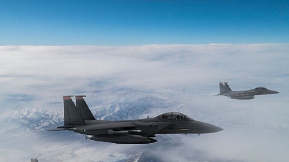 الدفاع الروسية: المقاتلات الإسرائيلية استهدفت مواقع لمركز البحوث العلمية السورية بـ22 صاروخا