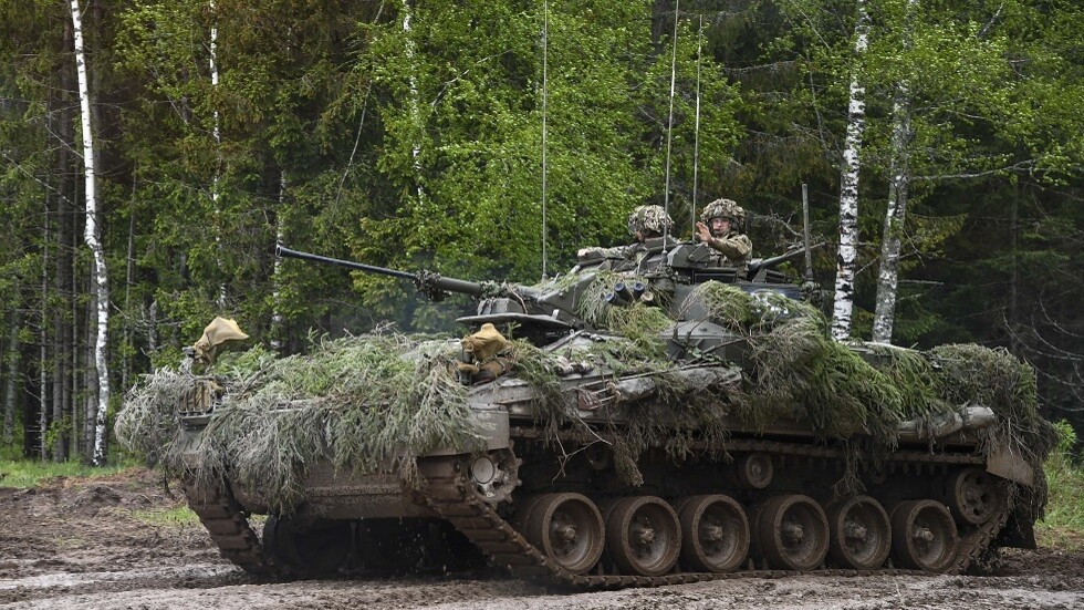 بدء مناورات عسكرية ضخمة في إستونيا