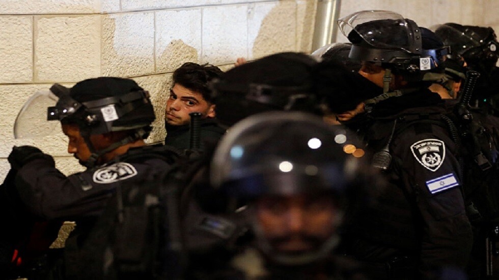 حماس تعليقا على أحداث جنازة الشريف في القدس: قيادة العدو فقدت صوابها وباتت في حالة من الذعر والخوف
