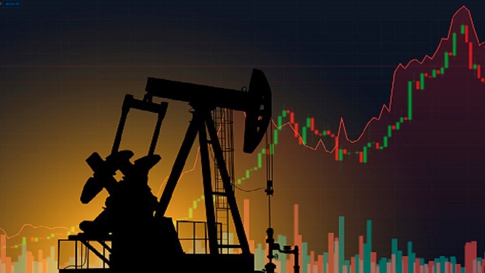 ارتفاع أسعار النفط مع زيادة الطلب على المنتجات البترولية