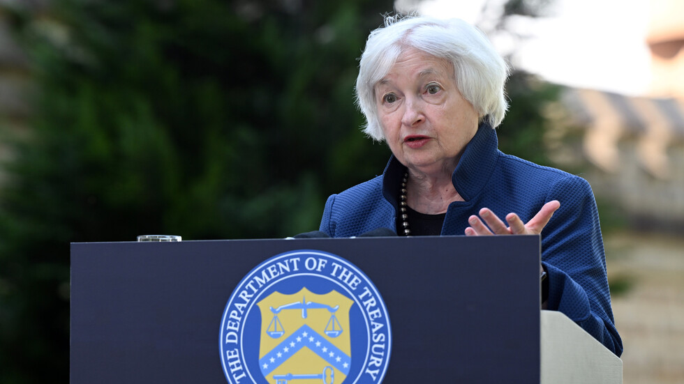 وزيرة أمريكية: القوانين الأمريكية لا تسمح بتحويل الأصول الروسية المجمدة لصالح أوكرانيا