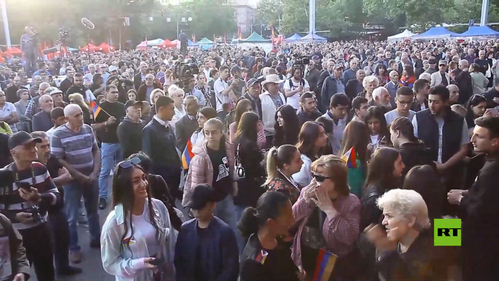 تواصل الاحتجاجات في أرمينيا المطالبة باستقالة رئيس الوزراء نيكول باشينيان