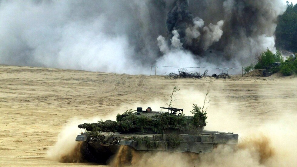 ألمانيا تقدم 15 دبابة "ليبوبارد 2" للتشيك مقابل تزويد أوكرانيا بدبابات سوفيتية الصنع