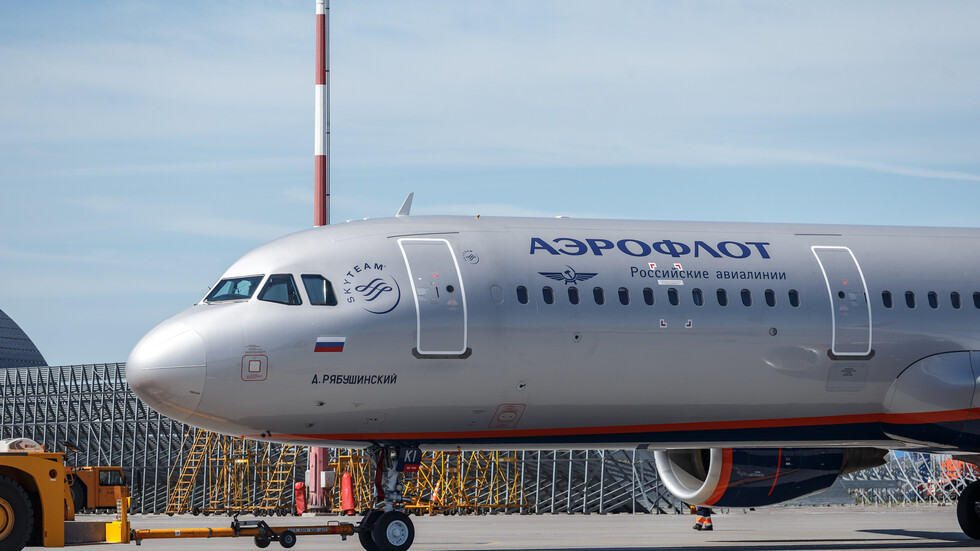 بريطانيا تفرض عقوبات على شركات طيران روسية