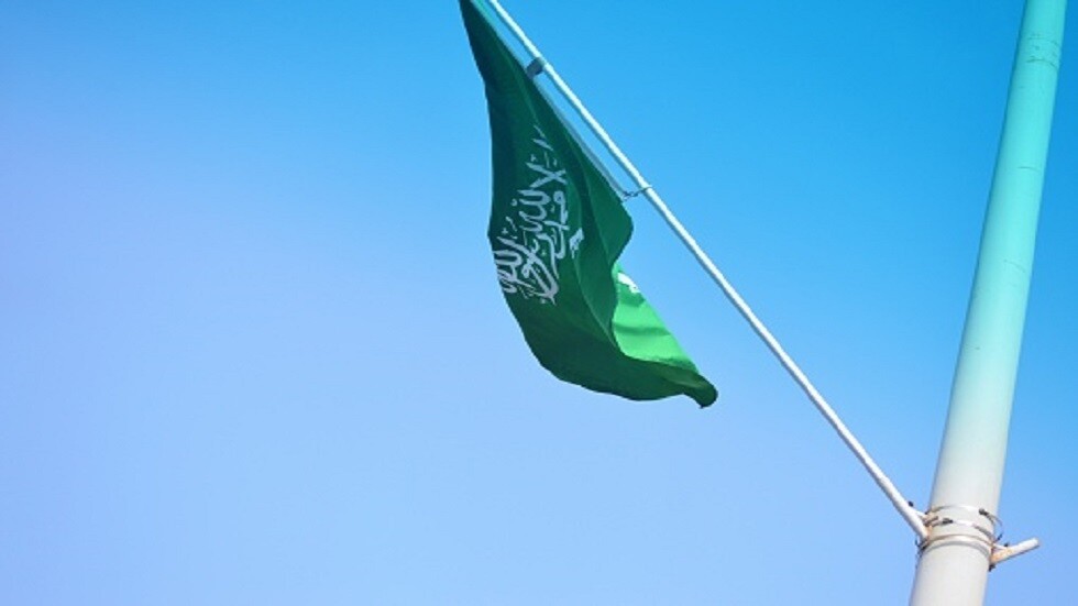 السعودية.. خطأ طبي يعيد أنثى "إلى نقطة الصفر" بعد 21 عاما (فيديو)
