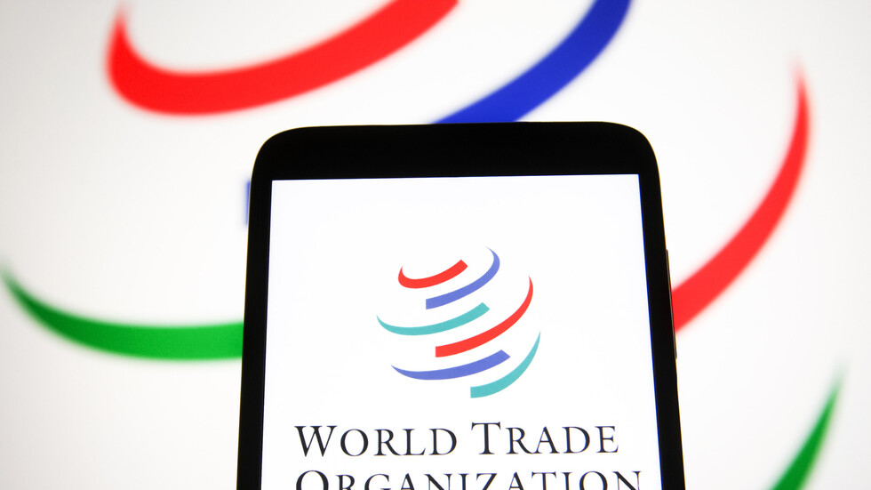 بوتين يوعز بإجراء تقييم لإجراءات منظمة التجارة العالمية تجاه روسيا