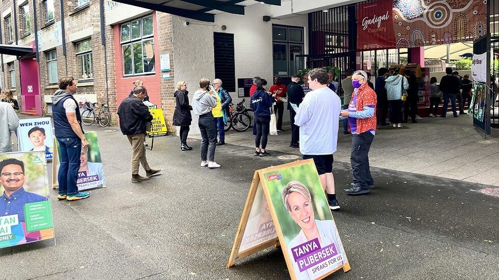 الأستراليون إلى صناديق الاقتراع والاستطلاعات تظهر تقدم المعارضة