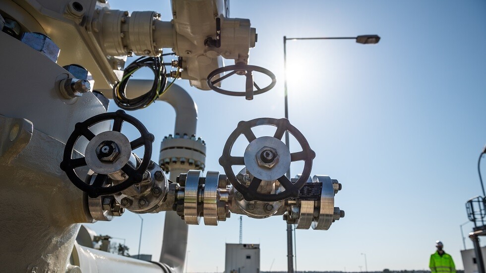 صحيفة: روسيا انتصرت في حرب واحدة على الأقل  وكل أوروبا تقريبا تشتري الغاز والنفط بالروبل