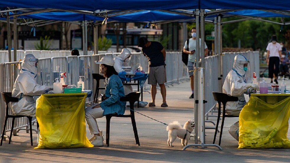 الصين.. وضع آلاف السكان في الحجر الصحي رغم فحوصهم السلبية