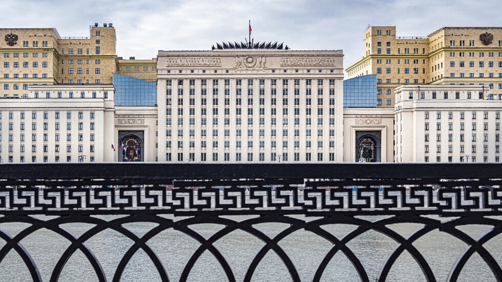 الدفاع الروسية: نظام كييف قتل مدنيين لاتهام روسيا بذلك