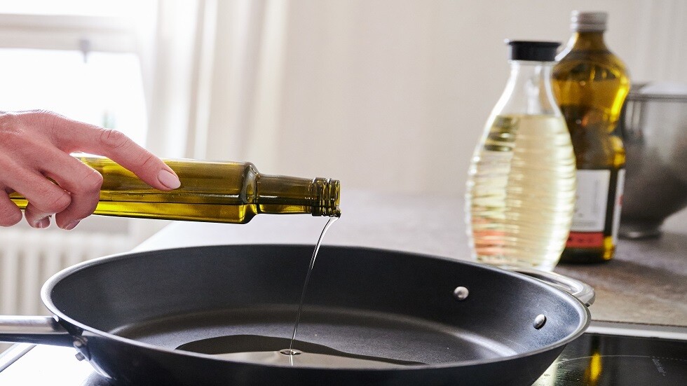 أفضل وآمن زيت لقلي الطعام