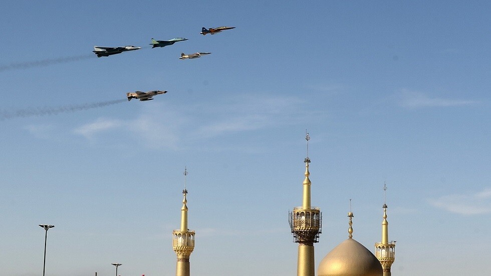 مقتل طيارين بتحطم مقاتلة إيرانية في أصفهان