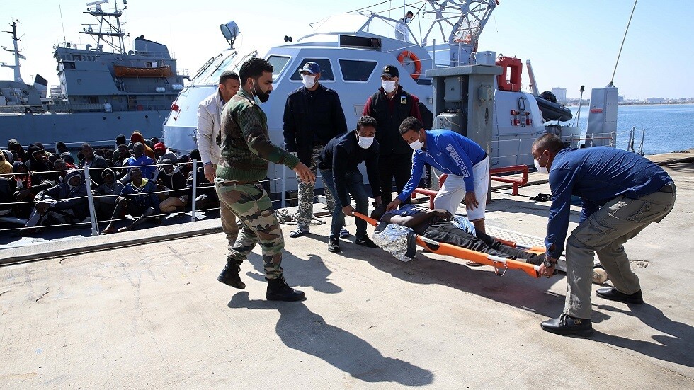 البحرية الليبية: انتشال جثث 4 مهاجرين وفقدان 3 آخرين في البحر