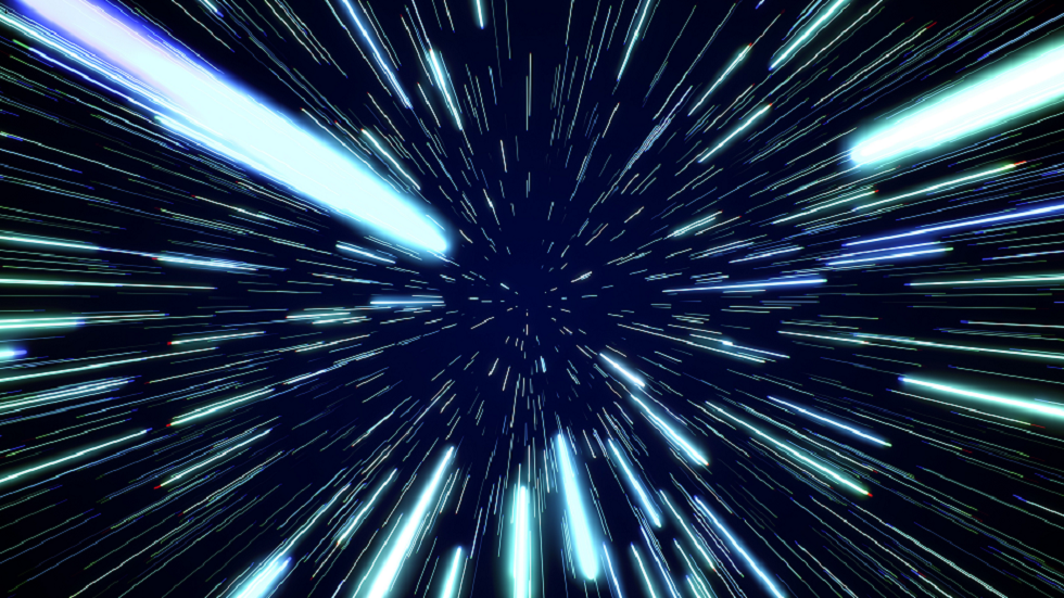 ماذا سيحدث إذا تحرك شخص ما بسرعة مضاعفة للضوء؟