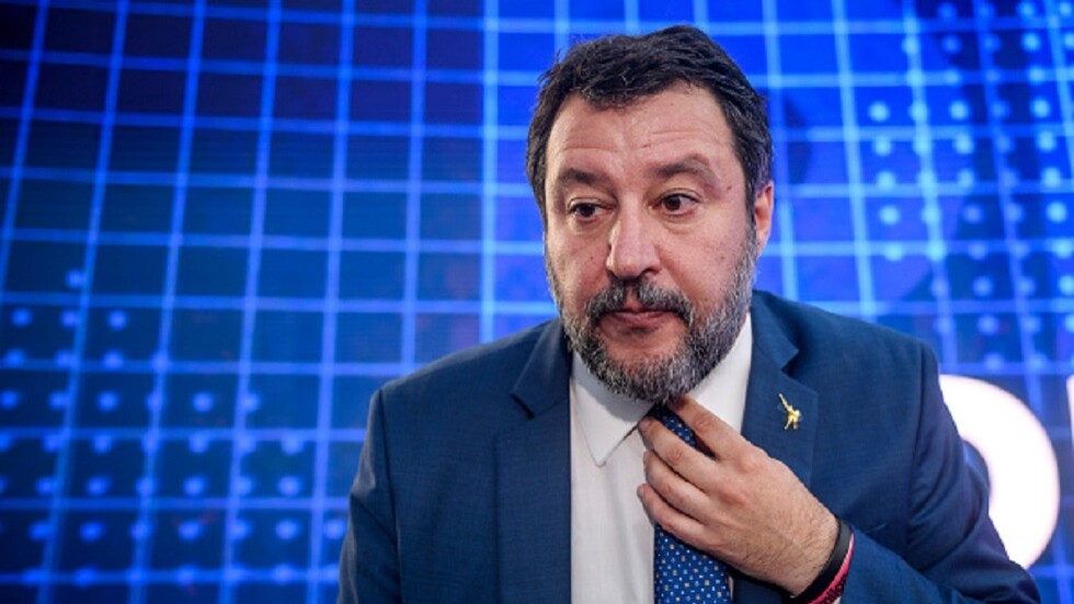 زعيم حزب إيطالي يعلن استعداده للذهاب إلى موسكو للحديث عن السلام