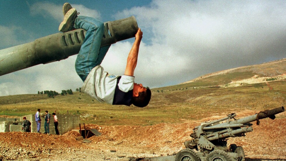 في الذكرى 22 لانسحاب الجيش الإسرائيلي منه.. اللبنانيون يحتفلون بتحرير الجنوب (صور)