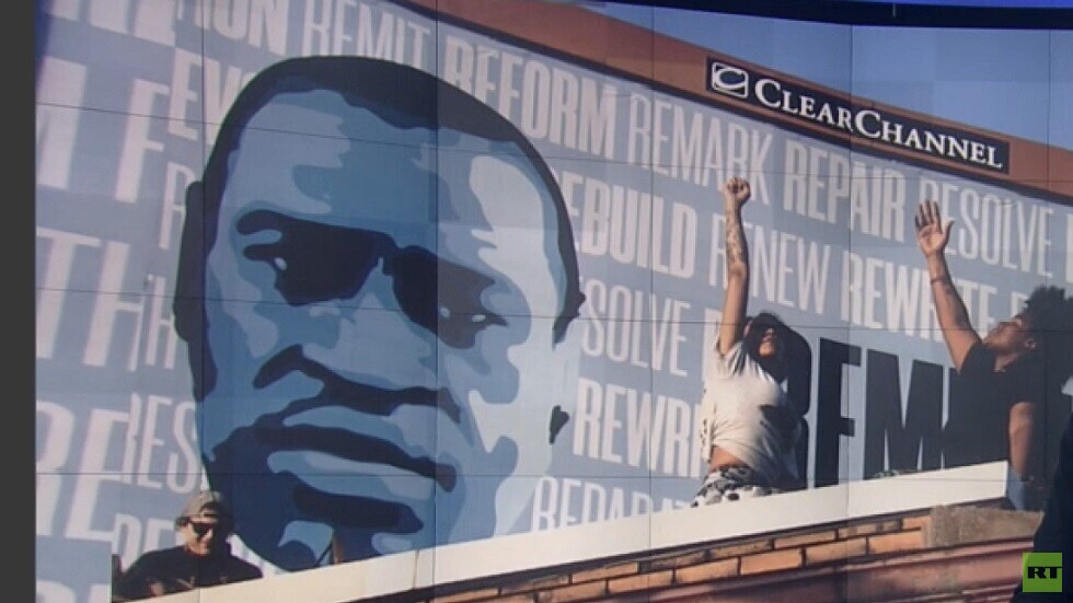 ذكرى مقتل جورج فلويد تتزامن مع مذبحة تكساس