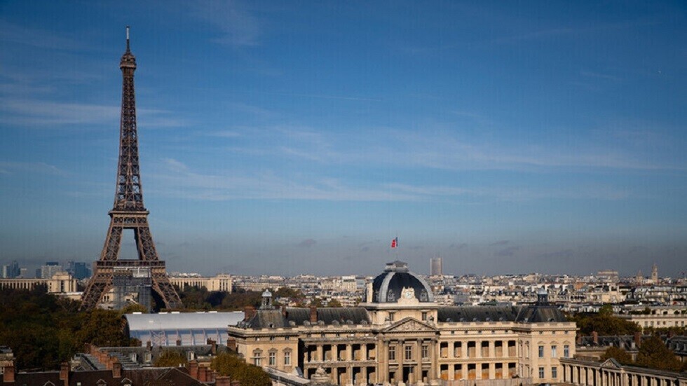 وزيرا خارجية فرنسا وأوكرانيا ناقشا زيادة إمدادات الأسلحة إلى كييف