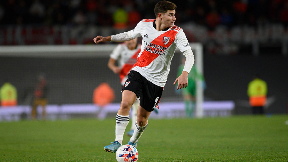 ألفاريز يحرز 6 أهداف لريفر بليت قبل انتقاله إلى مانشستر سيتي (فيديو)