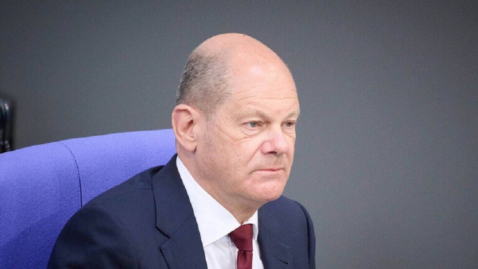 بعد أن شبهه سابقا بقطعة نقانق.. السفير الأوكراني ببرلين يهاجم مجددا المستشار الألماني أولاف شولتس