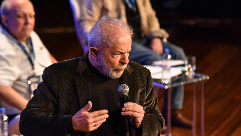 استطلاغ: دا سيلفا يتقدم على بولسونارو في الانتخابات الرئاسية المقبلة