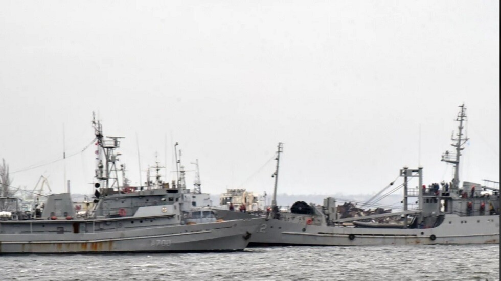 مسؤول: منطقة زابوروجيه قد تقترح على روسيا تشغيل مطارها العسكري والقاعدة البحرية