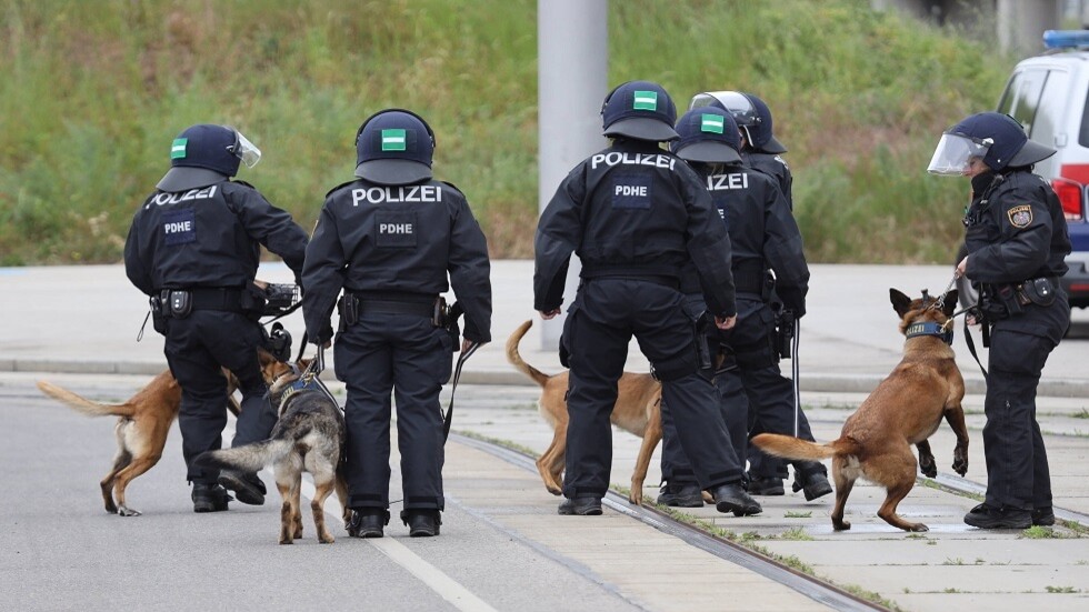 ضجة كبرى في النمسا بعد اعتداء وحشي لأوكرانيين على سائق سيارة أجرة في فيينا  ـ فيديو