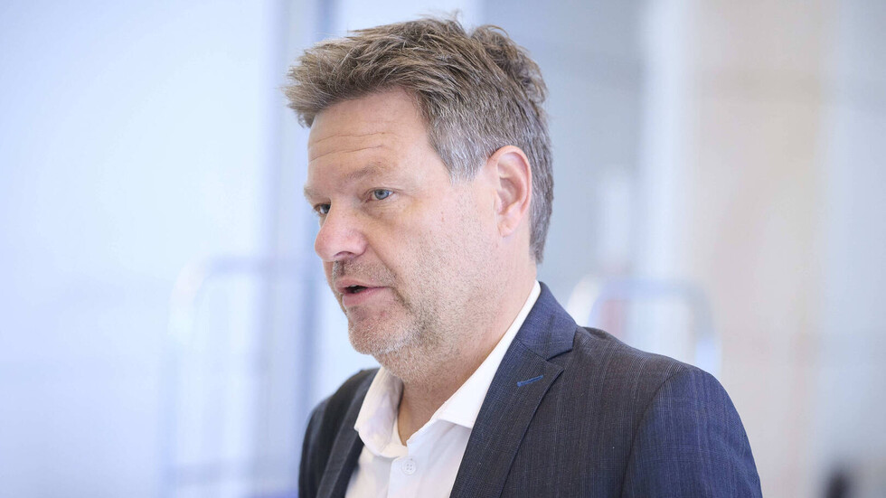 نائب المستشار الألماني يشكك في فاعلية الحظر الأمريكي على النفط الروسي