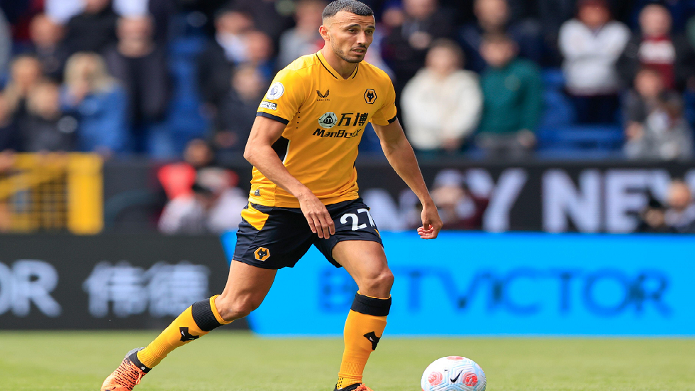 رسميا.. وولفرهامبتون يعلن رحيل المغربي سايس عن صفوفه