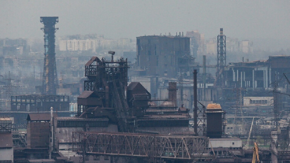 الدفاع الروسية: إجلاء مدنيين من المباني المجاورة لآزوفستال في ماريوبول