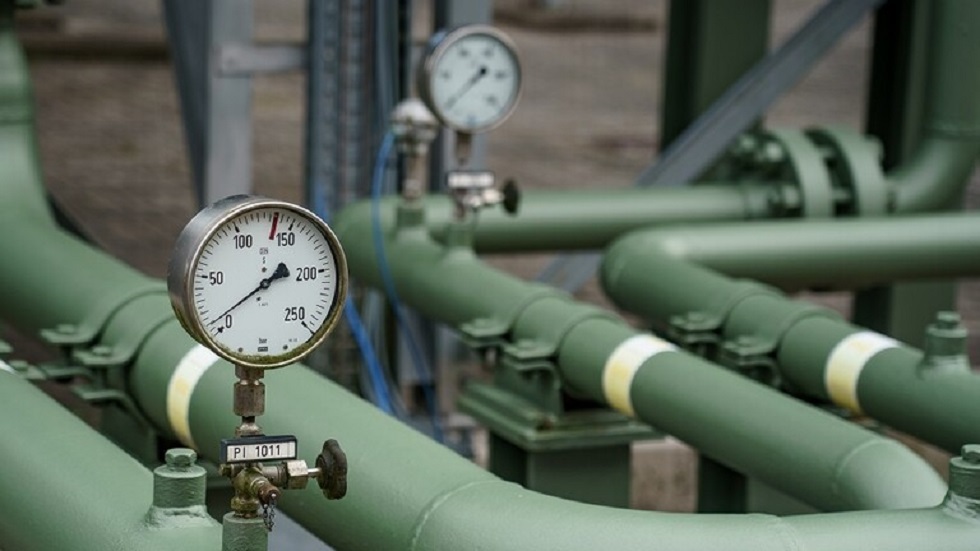 وزير إيطالي: يجب السماح لشركات الطاقة الأوروبية دفع ثمن الغاز الروسي بالروبل