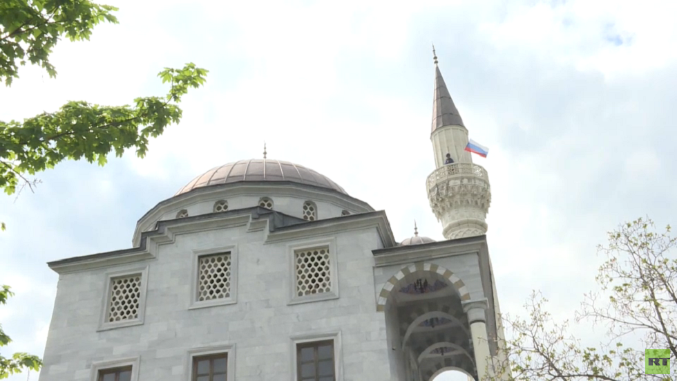 مسجد ماريوبول في عيد الفطر.. ملجأ للمسلمين والمسيحيين