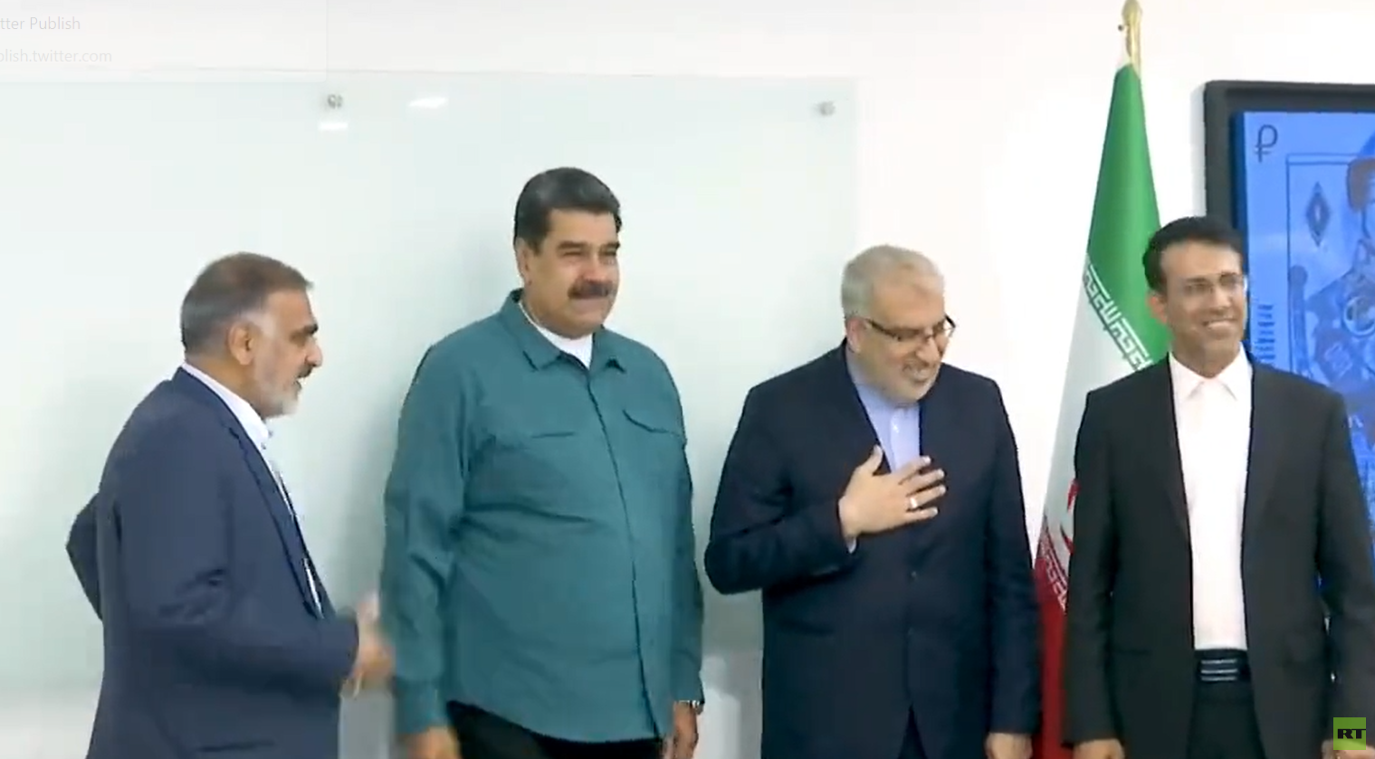 وزير النفط الإيراني والرئيس الفنزويلي يغرّدان بعد لقائهما
