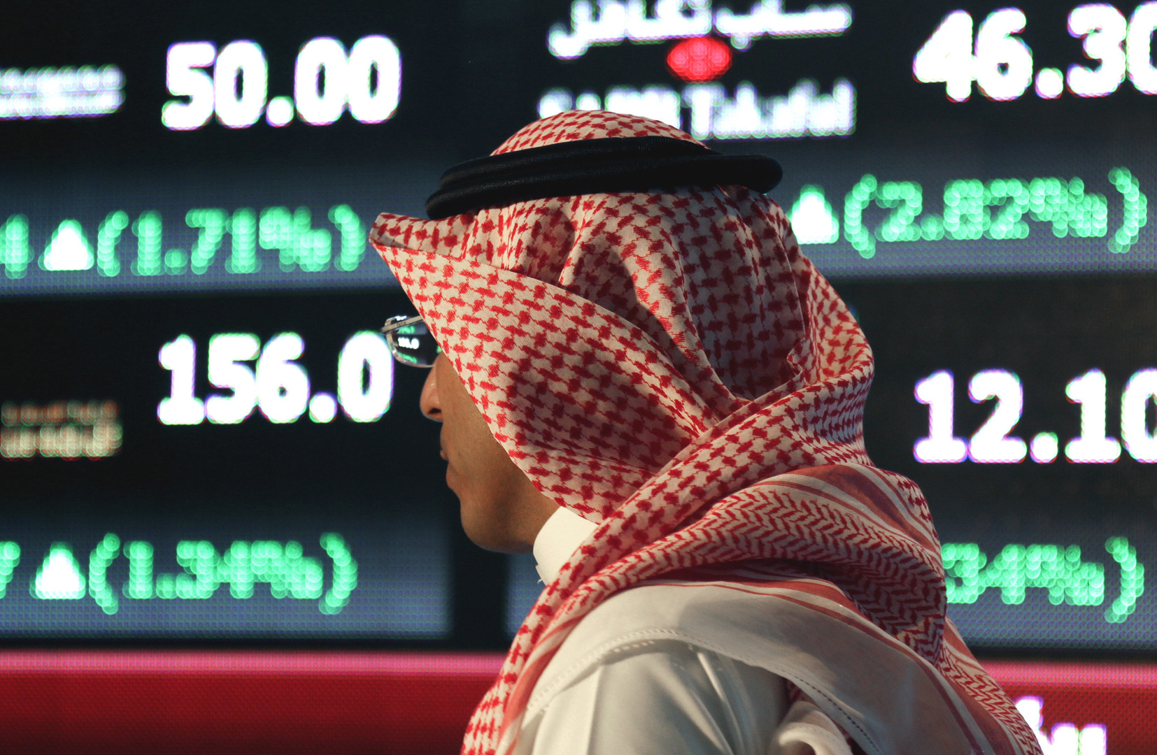تقرير يرصد ارتفاعات البورصات الخليجية وقيمة المتداول فيها