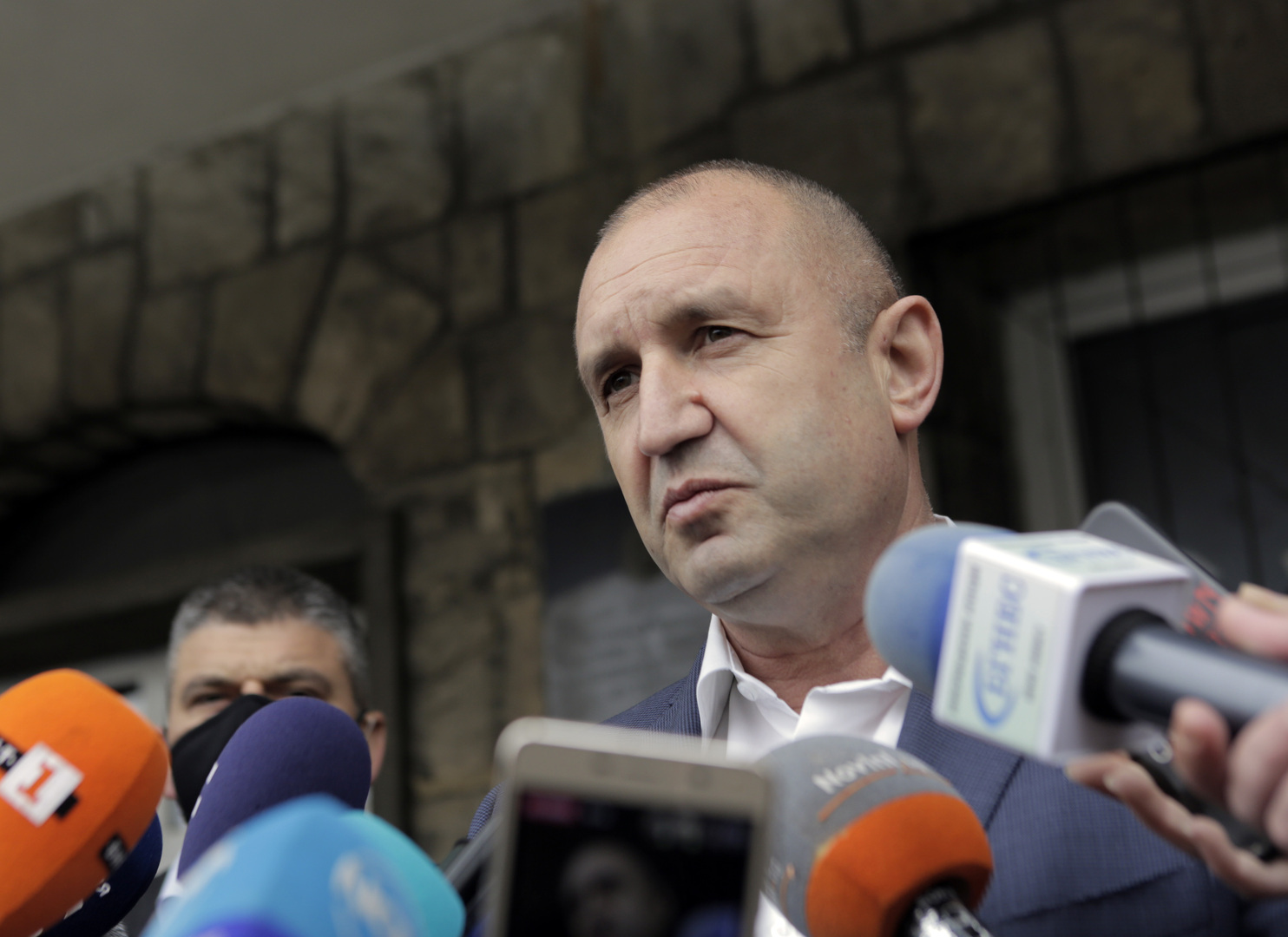 رئيس بلغاريا: قرار البرلمان تقديم دعم عسكري تقني لأوكرانيا خطوة خطيرة تجرنا إلى الحرب