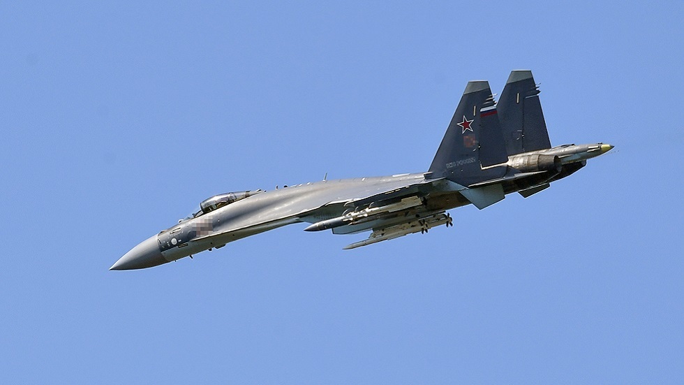 الدفاع الروسية: إسقاط قاذفتين ومروحية فوق 