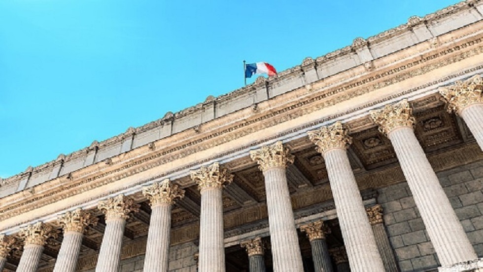 فرنسا تحاكم معتقلا سابقا في غوانتانامو بتهمة 