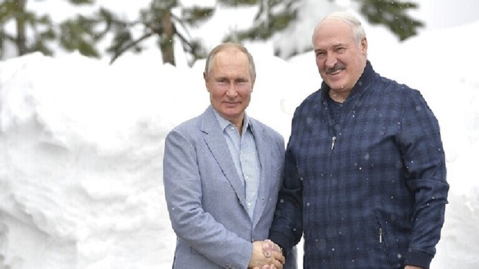 مسؤول بيلاروسي: مينسك اختارت التحالف مع موسكو لتكون تحت المظلة النووية الروسية