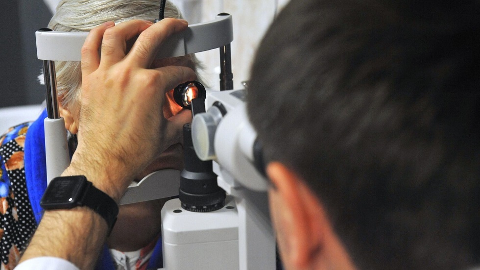طبيبة روسية تكشف ما الذي يضعف الرؤية