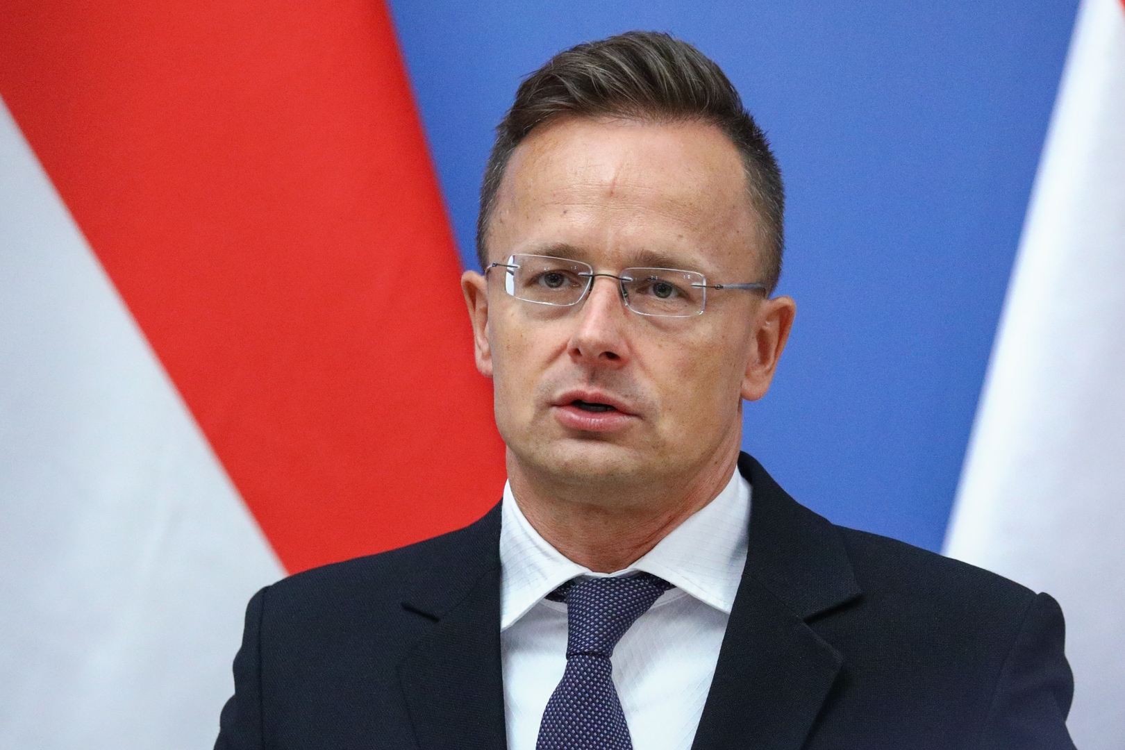 هنغاريا تقترح إجراء محادثات سلام في بودابست بمشاركة روسيا
