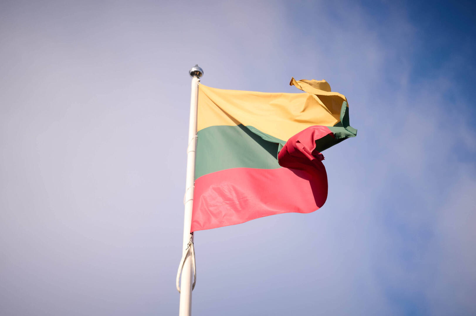 ليتوانيا تعتزم استدعاء سفيرها من روسيا وغلق قنصليتها في بطرسبورغ