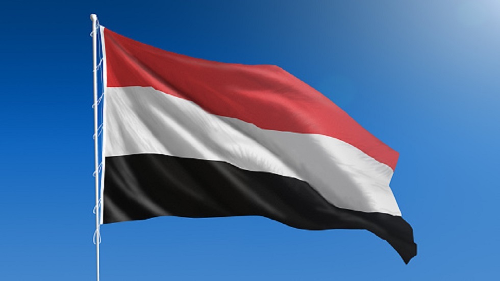 وزير الدفاع اليمني: ملتزمون بالهدنة ونحتفظ بحق الرد على خروقات الحوثيين