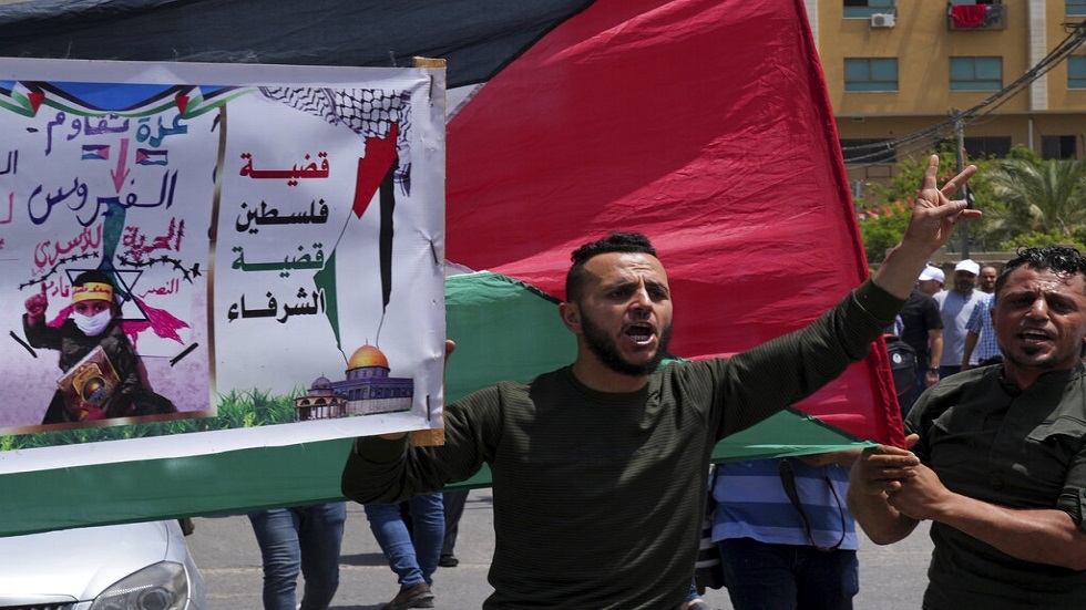 الجيش الإسرائيلي يهاجم مسيرة فلسطينية بمناسبة ذكرى النكبة ويخلف 45 جريحا