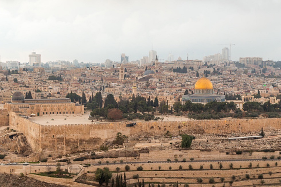 تقرير فلسطيني يرصد ممارسات إسرائيل لتهويد القدس وزرع المستوطنات بالضفة الغربية