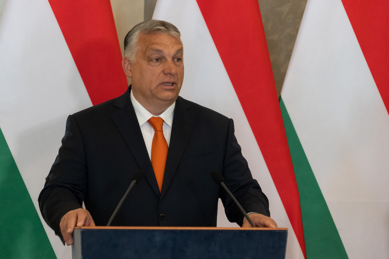 رئيس وزراء هنغاريا: العقوبات الأوروبية على روسيا حبر على ورق!